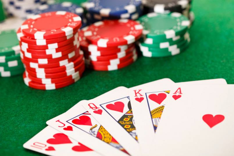 Poker Bluff trong poker là gì?