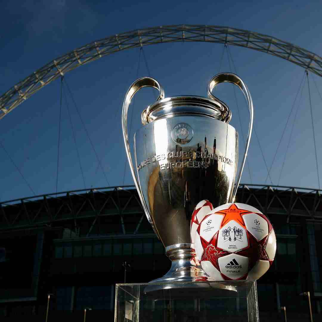  Cúp C1 hay còn được gọi là giải bóng đá mang tên UEFA Champions League